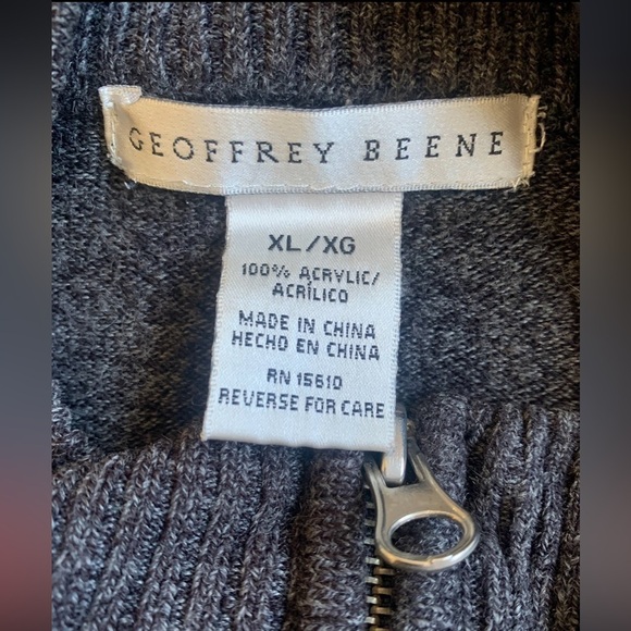 Geoffrey Beene Gray Knit Long Sleeve Sweater - Picture 3 of 9